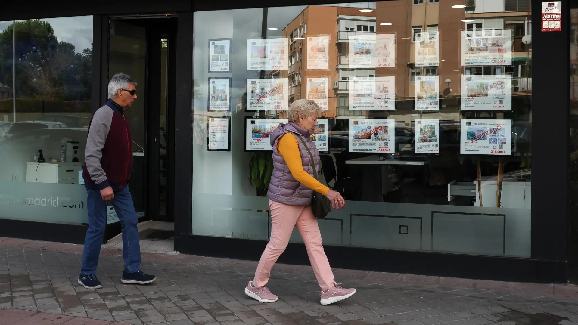 Niño-Becerra, economista: "Hay personas que no van a poder acceder a una vivienda hasta los 52 años"