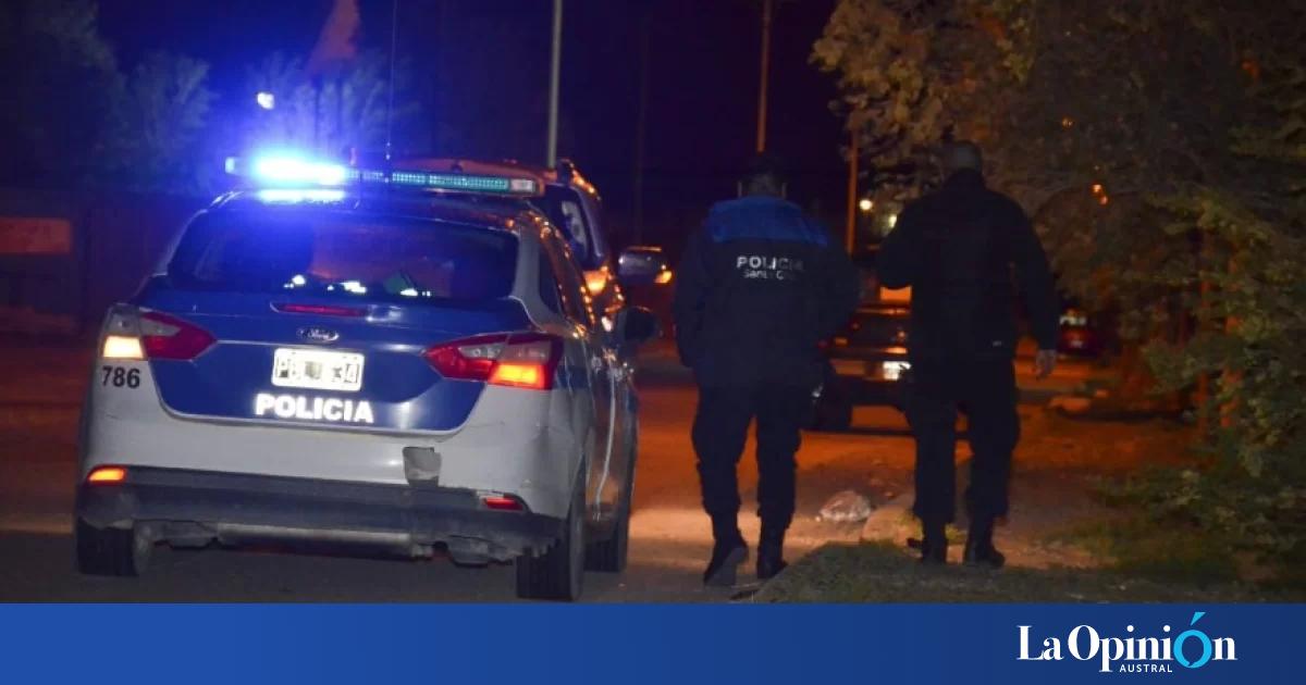 Violento ataque en Río Gallegos: buscaba a otra persona, apuñaló a un hombre en el pecho y permanece prófugo