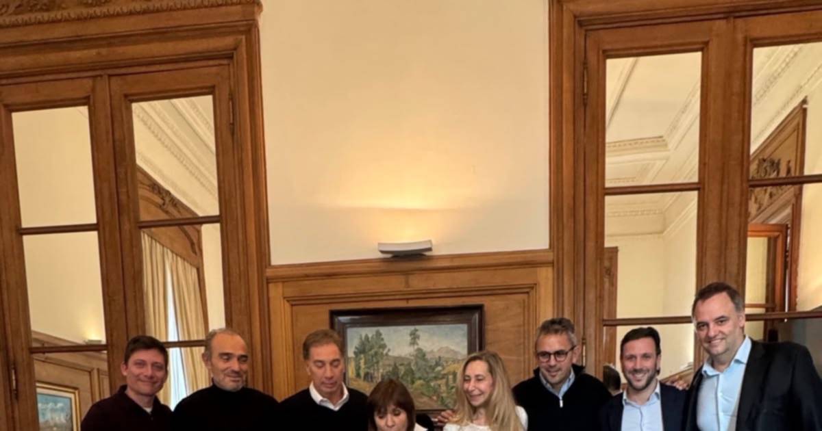 Entre las críticas y la interna, en la Rosada le festejaron el cumpleaños a Bullrich