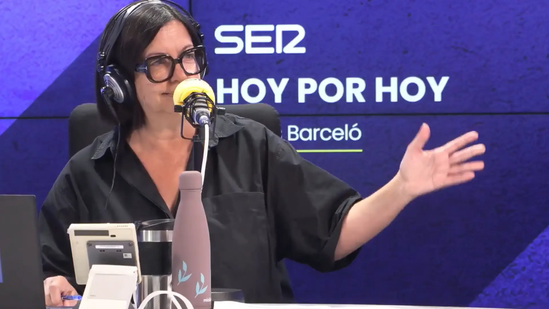 Àngels Barceló, en su último programa de 'Hoy por hoy': "Yo ya soy la página de la izquierda y toca completar la de la derecha"