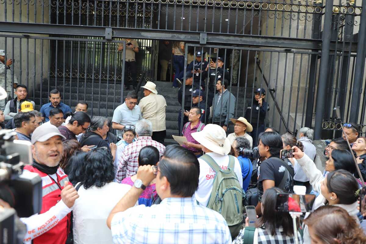 Proponen a CNTE crear aseguradora pública y fortalecer Pensionissste