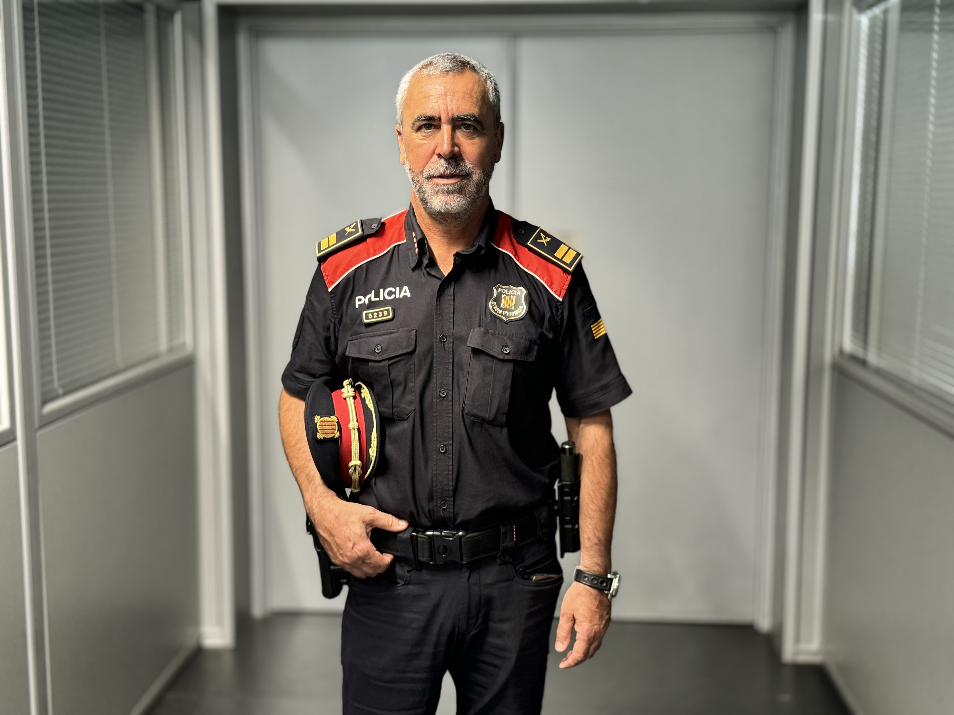 Los 12 fusiles de asalto en el Porsche capturados por los Mossos antes de la llegada del Papa