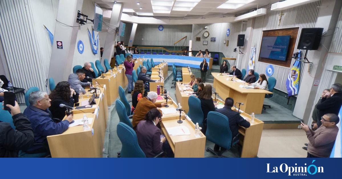 La sesión extraordinaria por el conflicto policial se suspendió por falta de quórum