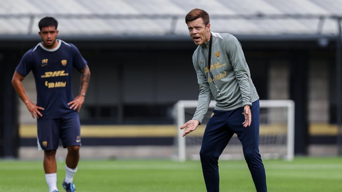 Inicia la era de Esteban Solari en Pumas; el entrenador ya está con el equipo; ¿cuándo debuta?