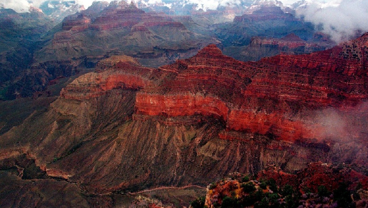 Calor extremo en el Gran Cañón deja tres excursionistas muertos