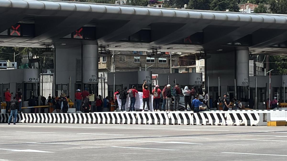 La CNTE da paso libre en casetas que conectan CDMX con Edomex y Morelos