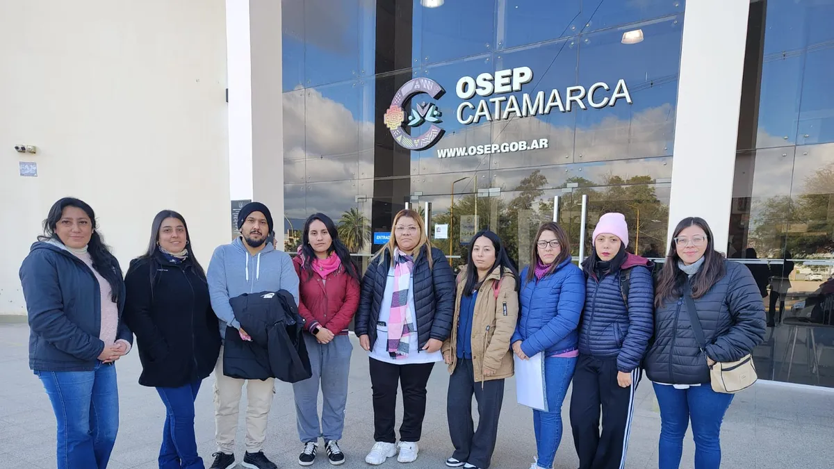 Maestras de apoyo escolar reclamaron ante OSEP por deudas salariales