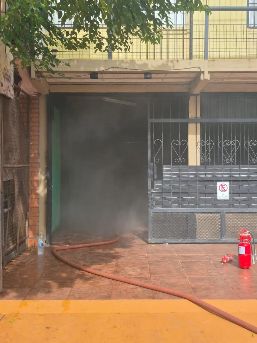 Un cortocircuito causó un incendio en una vivienda de Posadas
