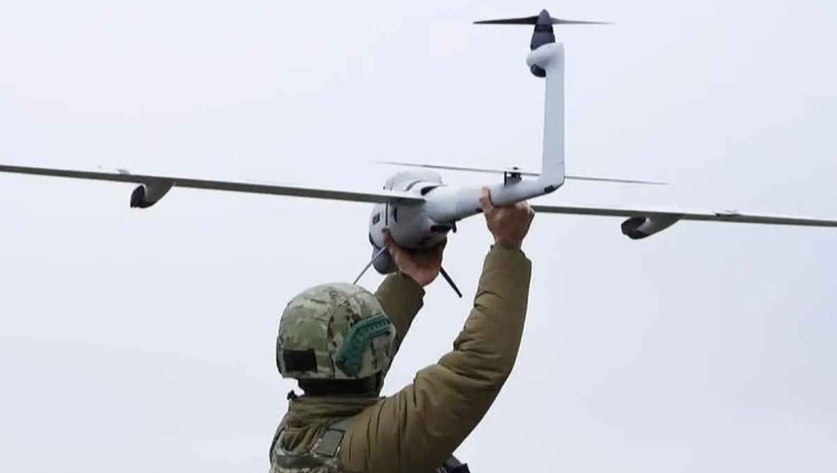 Zelenski celebra ataque con drones de Ucrania a refinería rusa