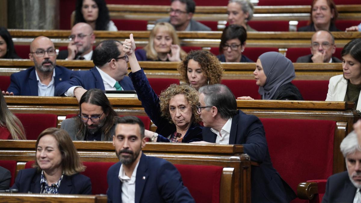 ERC salva a Illa por ahora de comparecer en el Parlament por la trama de Zapatero y Leire Díez