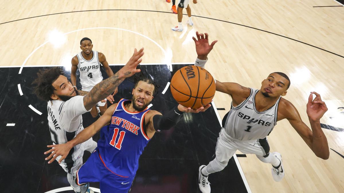 Donald Trump provoca cambios en el Juego 3 de Knicks vs Spurs
