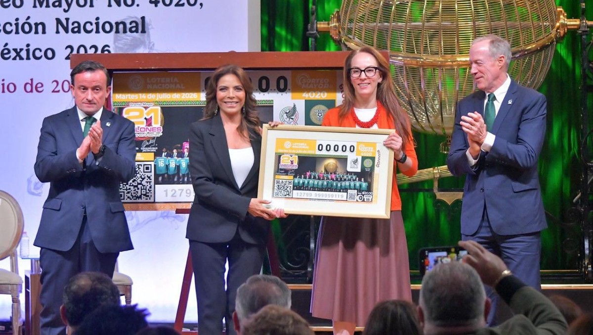 Presentan billete de la Lotería conmemorativo del Mundial