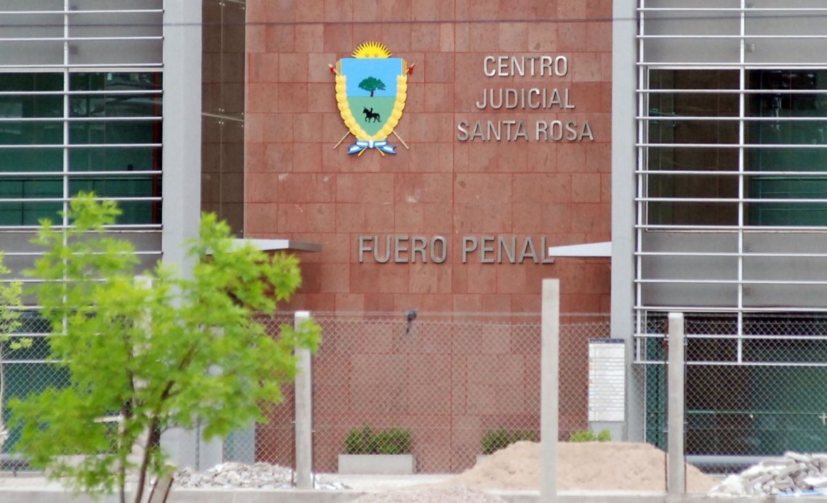 Dos hombres abusaron a personas con discapacidad y los condenaron