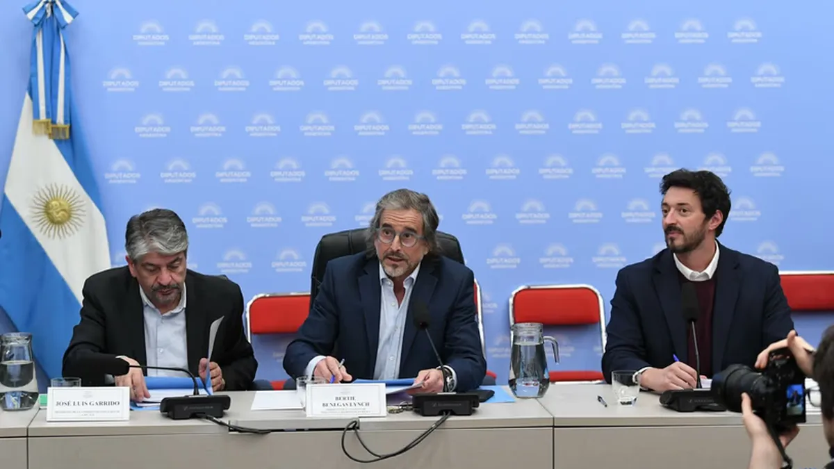 El oficialismo consiguió dictamen para tratar el "Súper RIGI"