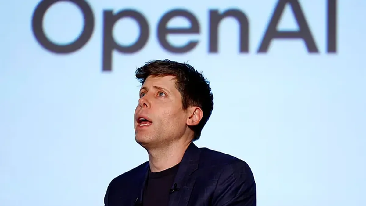 Sam Altman, de OpenAI, aseguró que no habrá un "apocalipsis laboral" por el avance de la inteligencia artificial