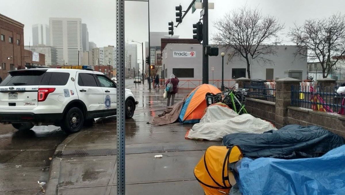 Deportación de migrantes en EU deja a miles de familias en la calle