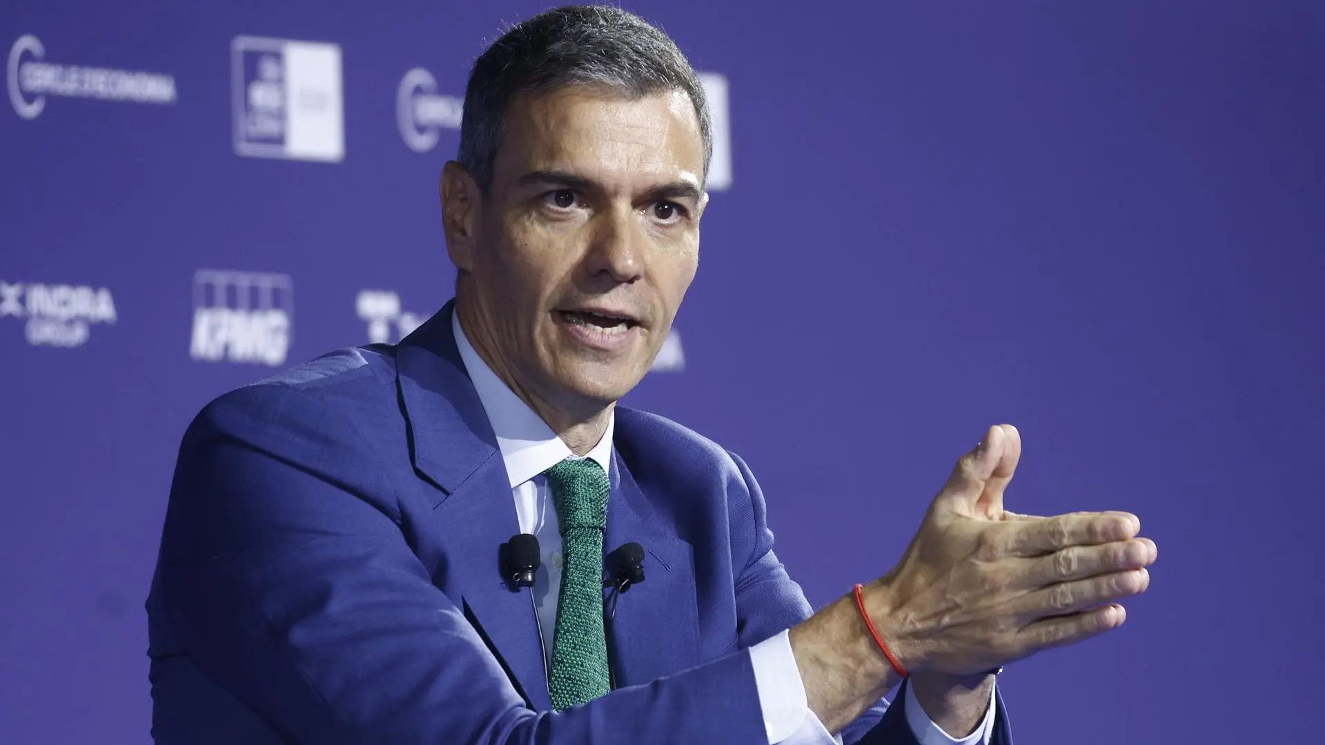Sánchez despliega la artillería para intentar retener a sus socios y llegar a 2027 pese al cerco judicial