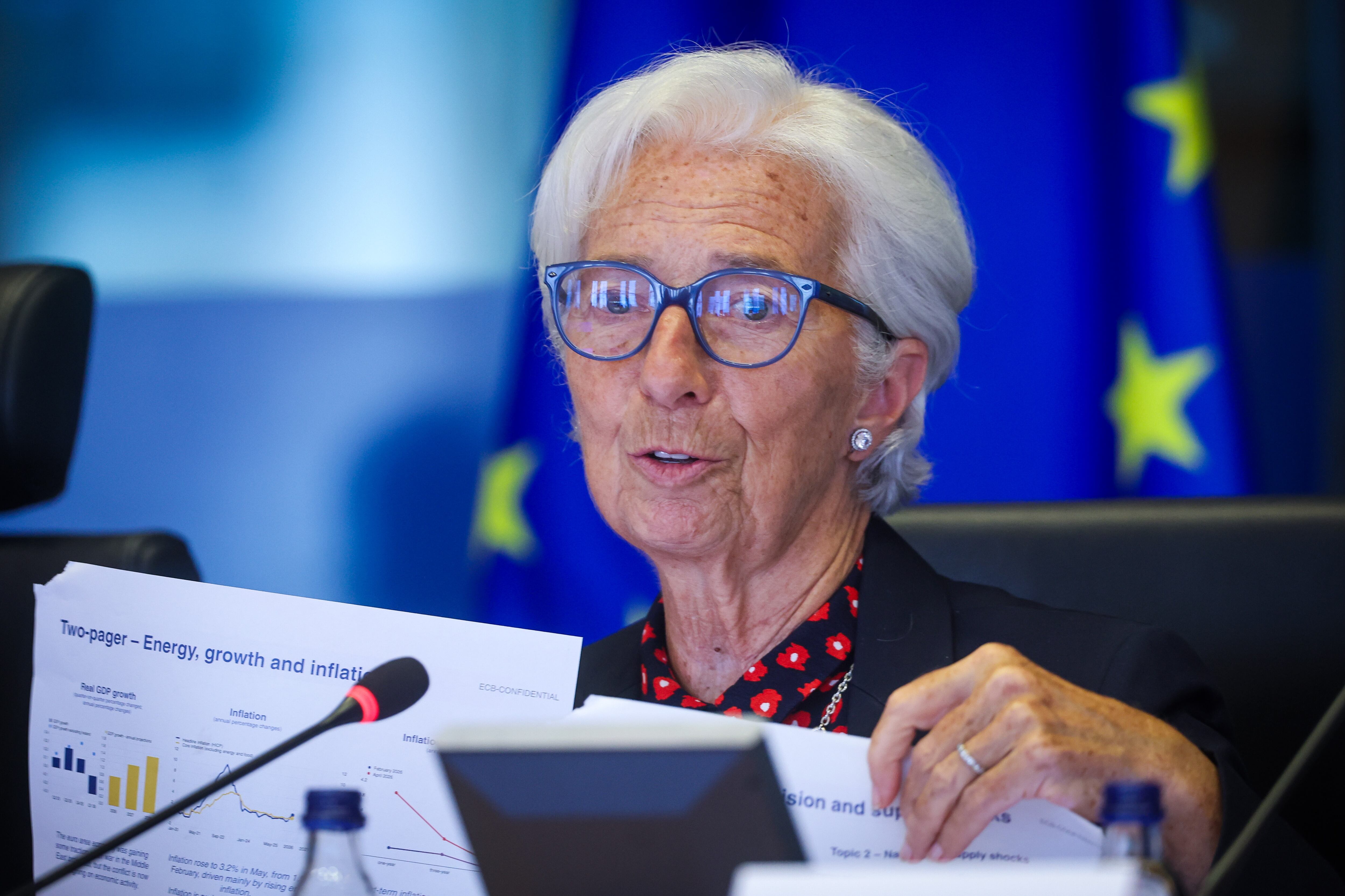 Lagarde aleja por ahora una respuesta "más contundente" del BCE a los efectos de la guerra contra Irán