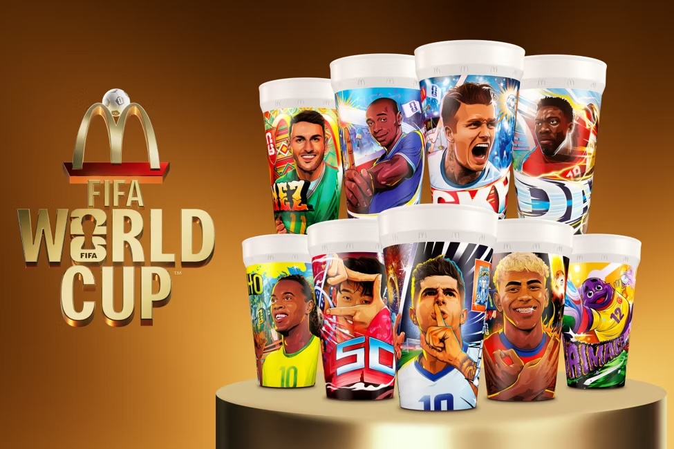 McDonald's celebra la fiebre del fútbol con vasos coleccionables