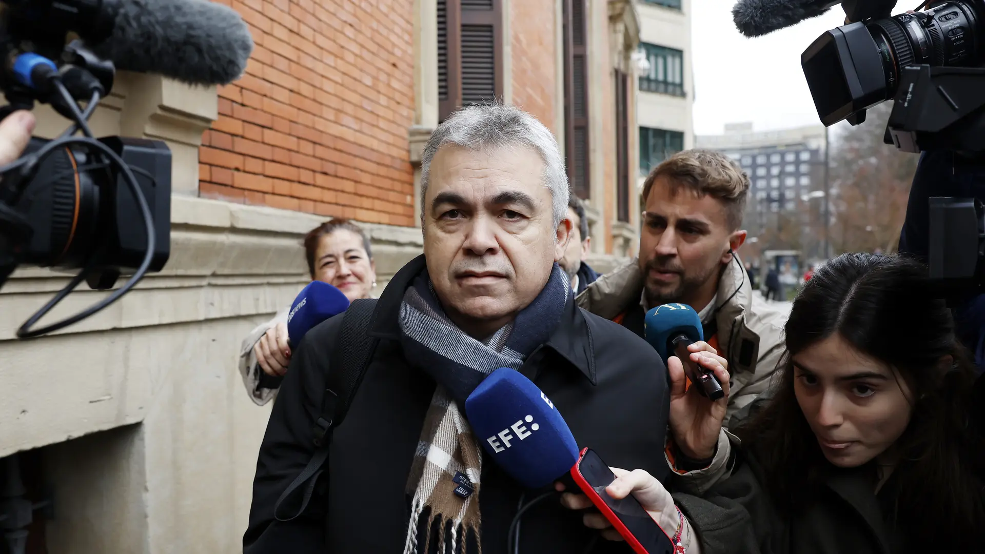 Santos Cerdán niega su implicación en las supuestas cloacas: "El objetivo no es investigar delitos, sino destrozar personas"
