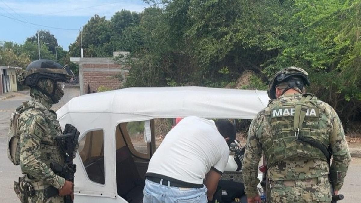 "Operación Pez Vela II" en Colima asegura 50 mil dosis de metanfetaminas