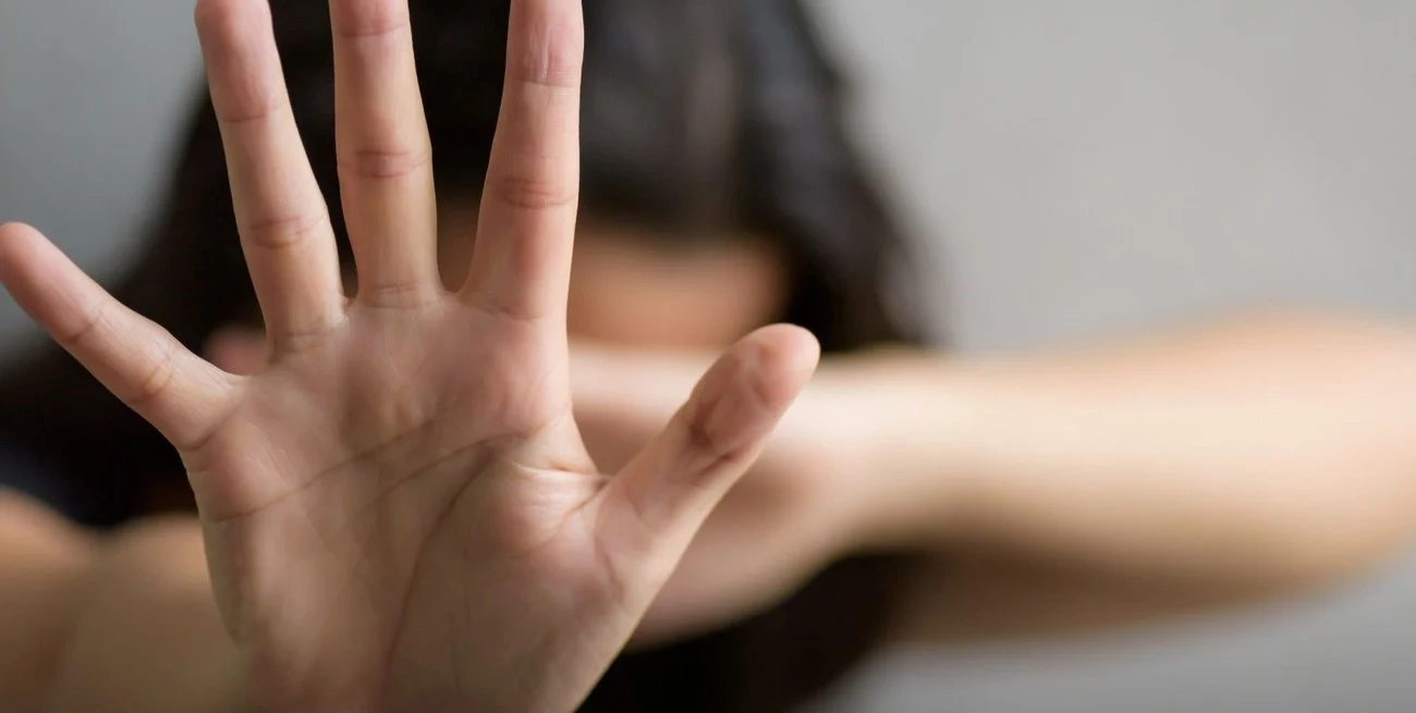 Seguirá preso un hombre acusado de atacar a sus hijos y a su expareja en Recreo