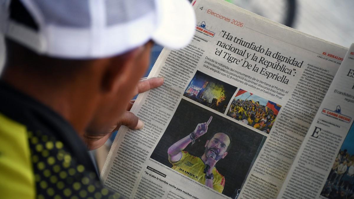 Se desploma la Bolsa de Colombia tras el triunfo de Abelardo de la Espriella