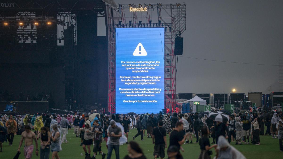 La lluvia deja sin cabezas de cartel el arranque del Primavera Sound