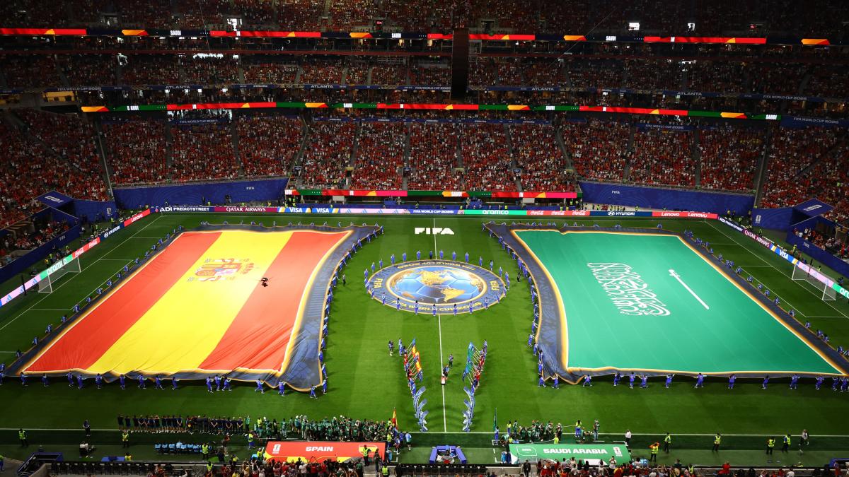 ¿Por qué las banderas de Irak y Arabia Saudita no tocan el suelo durante los himnos del Mundial 2026?