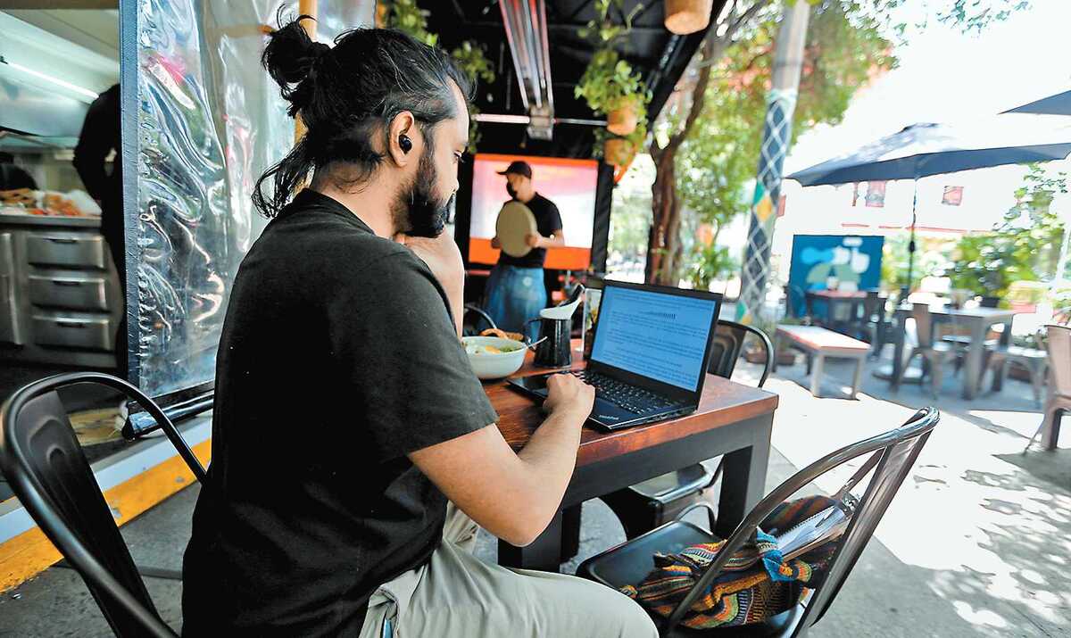 Habrá teletrabajo y suspensión de clases en CdMx y Jalisco por Mundial
