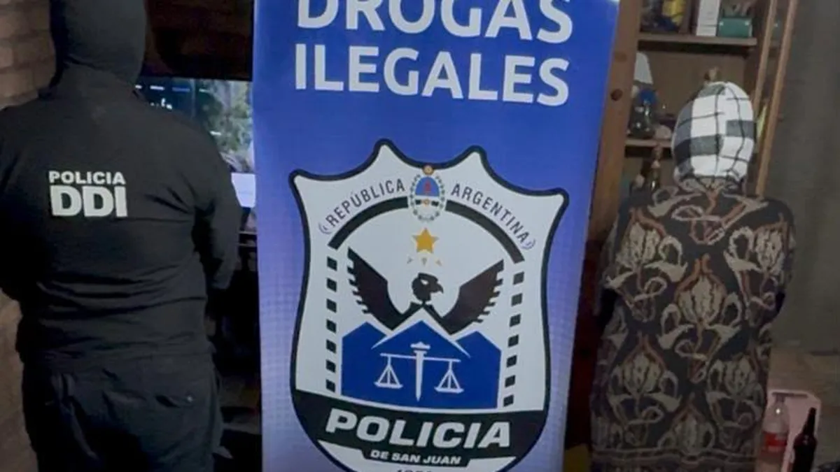 Cayó un búnker de droga en Rivadavia: secuestraron cocaína, dinero y detuvieron a una mujer