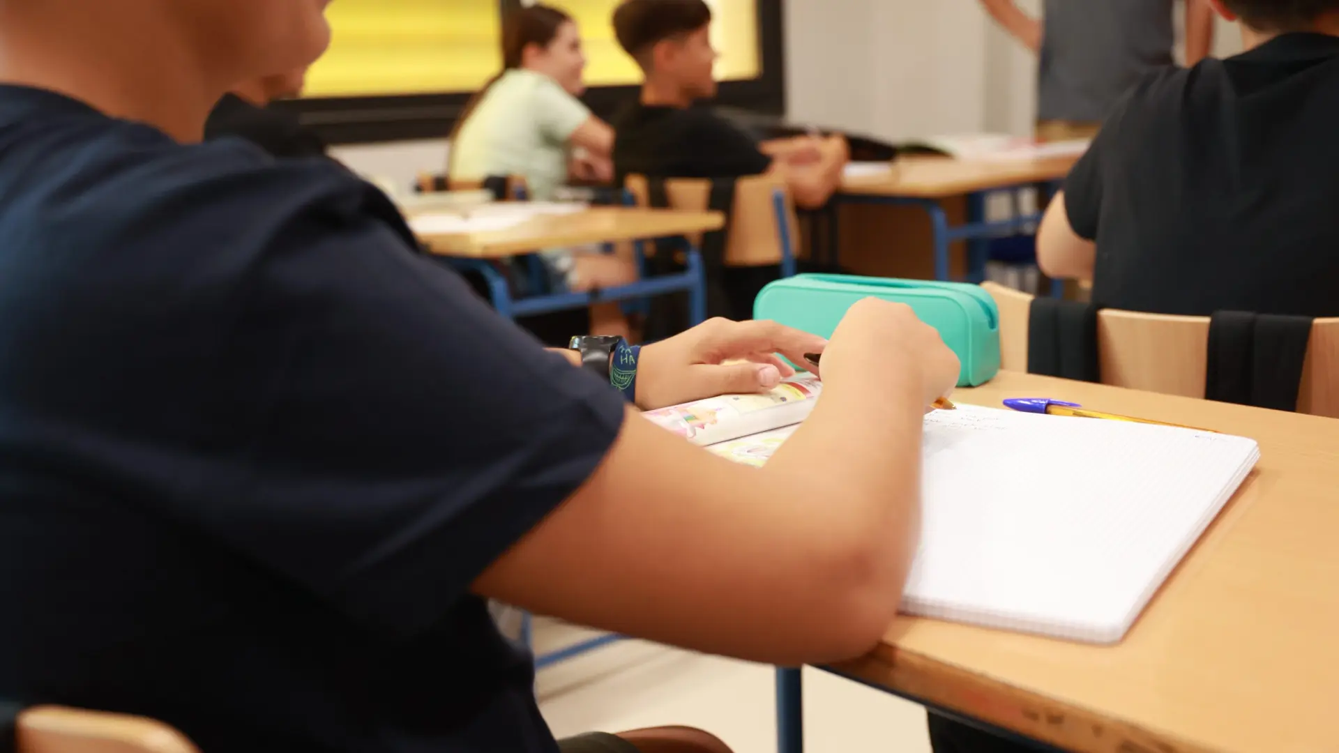 La Junta de Andalucía refuerza los colegios de zonas desfavorecidas al incorporar 1.800 docentes más