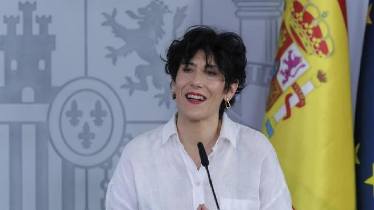 El Gobierno acusa ahora a Feijóo de "cinismo y desesperación" por pedir ayuda al PNV y Junts
