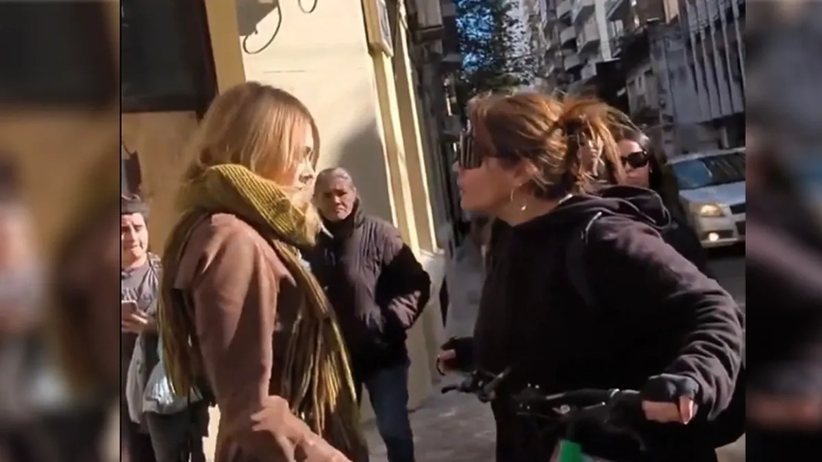Lilia Lemoine le dio un cachetazo a una mujer que la insultó y escupió en la cara