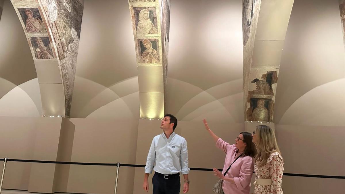 Aragón carga contra Urtasun por calificar de "vergüenza" la sentencia de los murales de Sijena