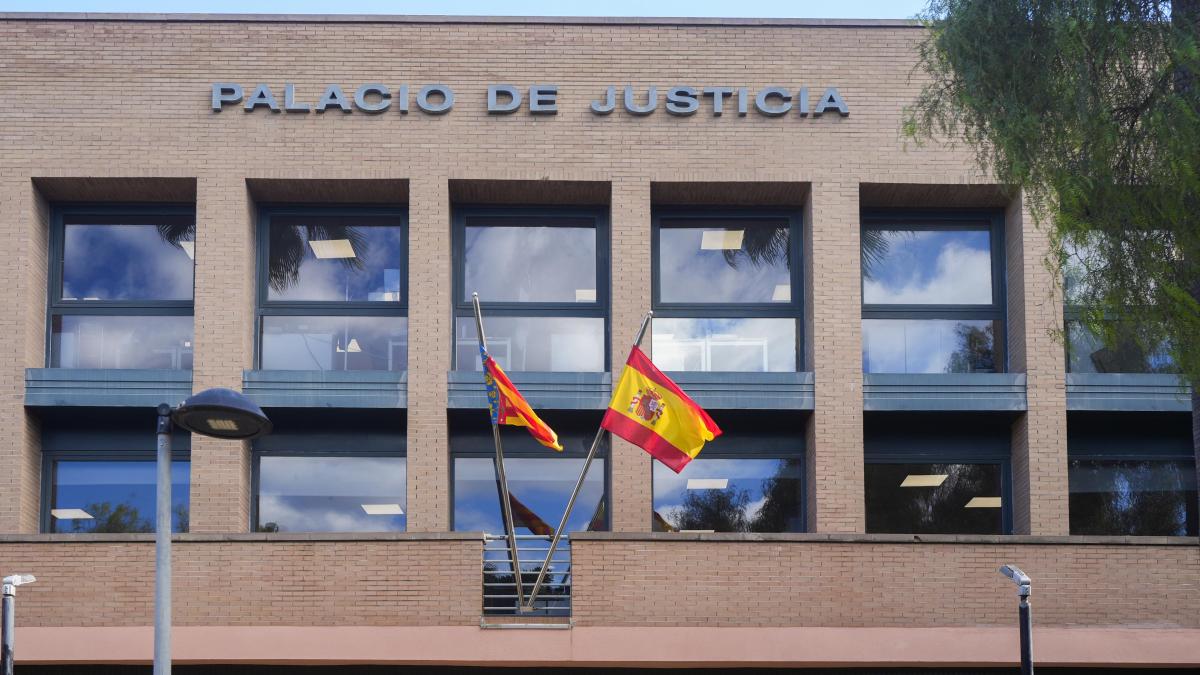 La jueza de la dana suspende la testifical del día por la ausencia de medidas de seguridad