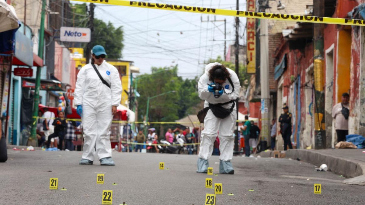 Ataque armado deja dos muertos y un lesionado en Paseo de la Reforma