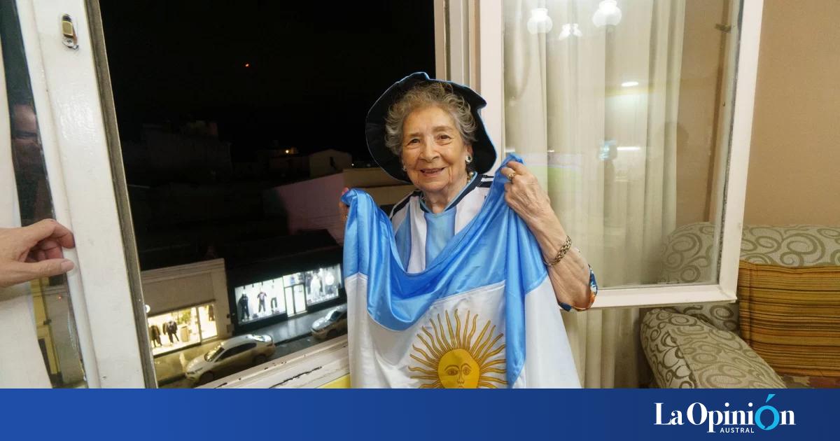 La "Abuela la-la-la-la-la" de Río Gallegos: "A Messi lo quiero"