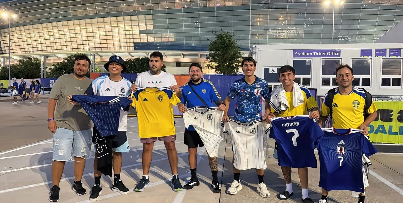 El trueque de camisetas, la nueva moda mundialista… Y la de Messi, la buscada
