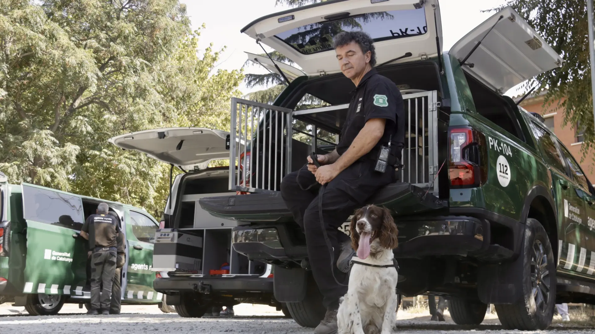 Agents Rurals suma veinte vehículos para unidades de drones y caninas