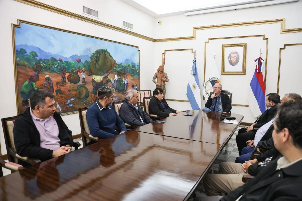 Passalacqua analizó con gremios los efectos en Misiones de la paralización de obras desde Nación