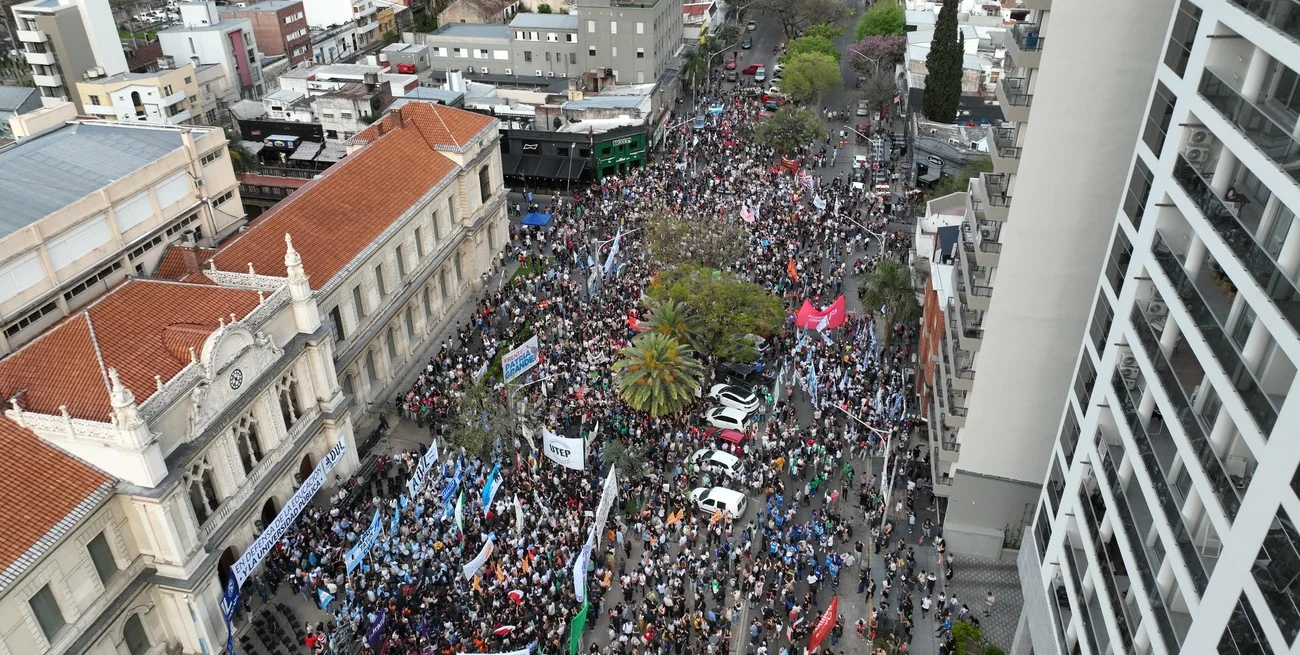 El 59% de los argentinos confía en las universidades, el nivel más alto entre las instituciones