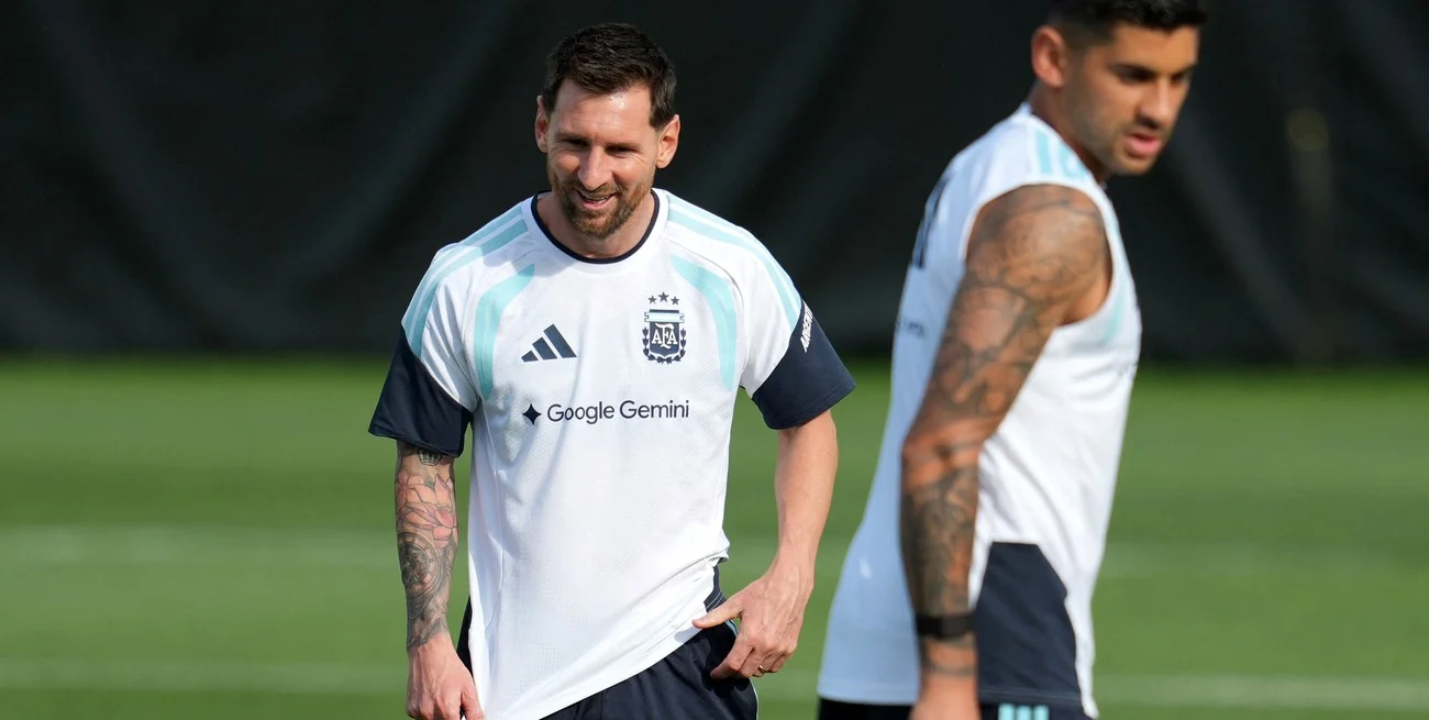 Messi se entrenó con normalidad mientras su familia llevó tranquilidad sobre la salud de Jorge Messi
