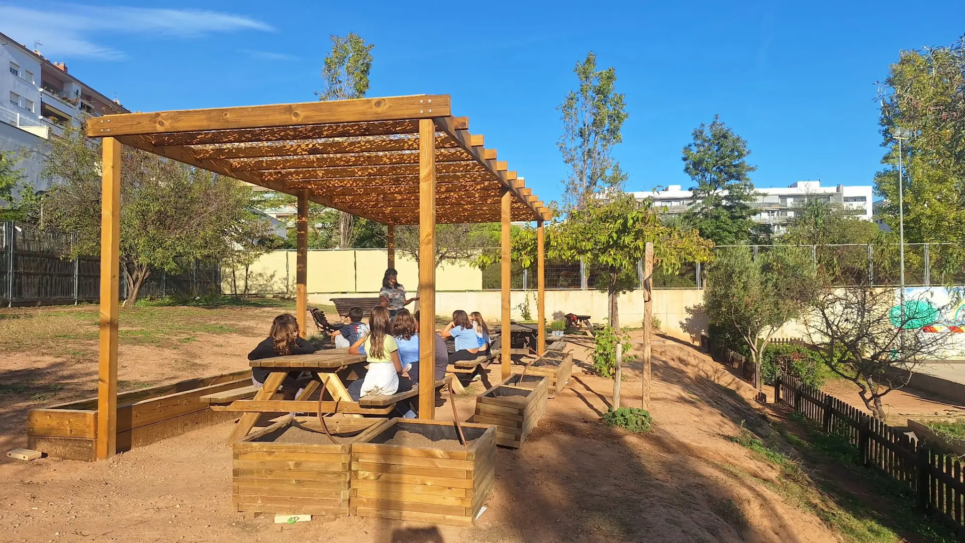 La Diputación de Barcelona invierte 16 millones a impulsar más de 800 proyectos para adaptar los municipios al calor extremo