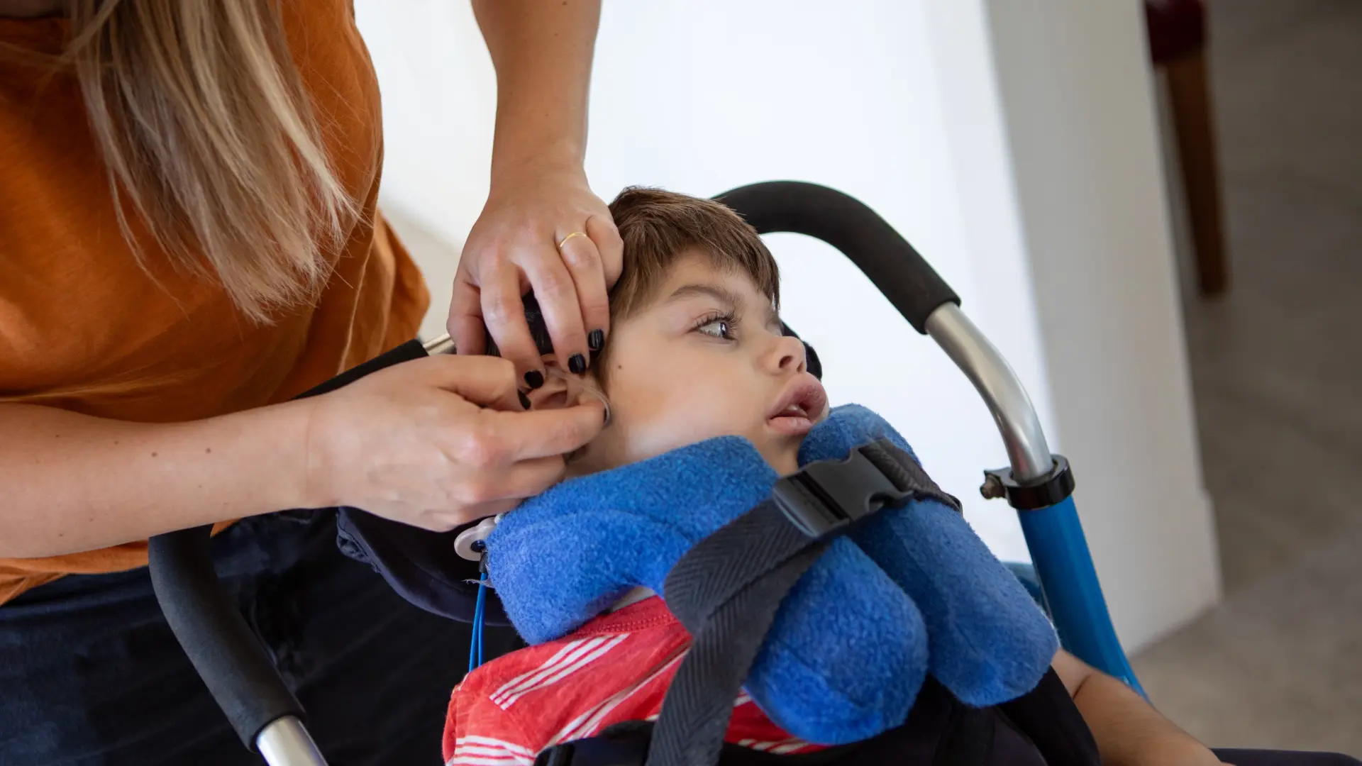 Autismo España celebra que el futuro decreto de la CUME incluya expresamente el autismo, pero pide que se extienda más allá de los 26