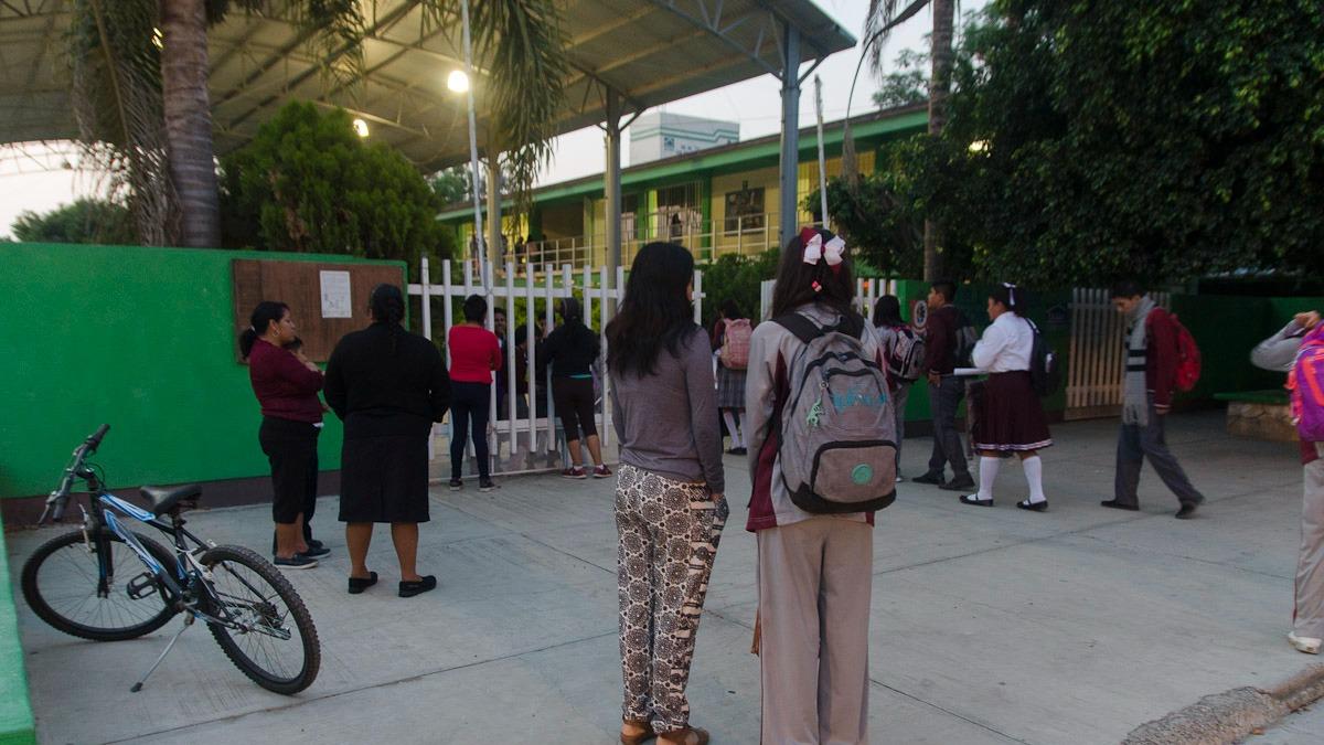 Exigen vigilar cada peso de los 800 mdp para la educación en Oaxaca