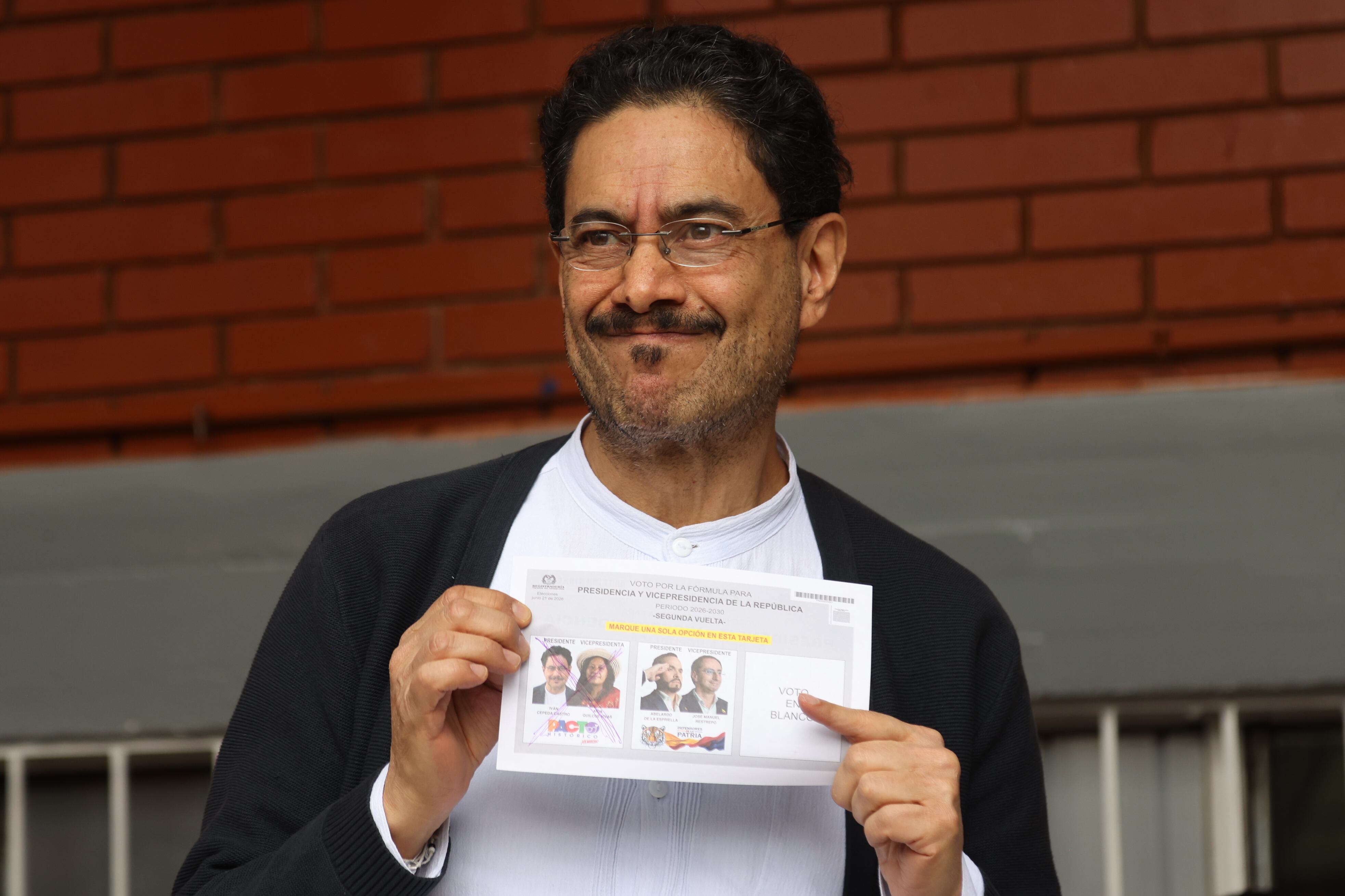 Elecciones Colombia 2026, en vivo | Iván Cepeda, tras votar en Bogotá: "Cuando triunfemos, vamos a gobernar para todo el país y no para un sector"