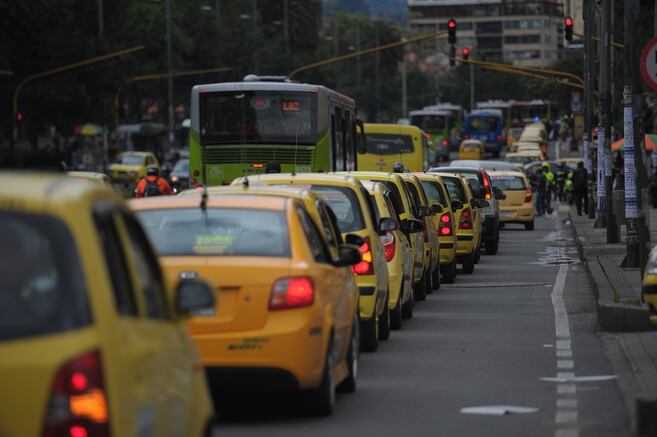 Taxis podrán movilizar pasajeros hacia municipios contiguos