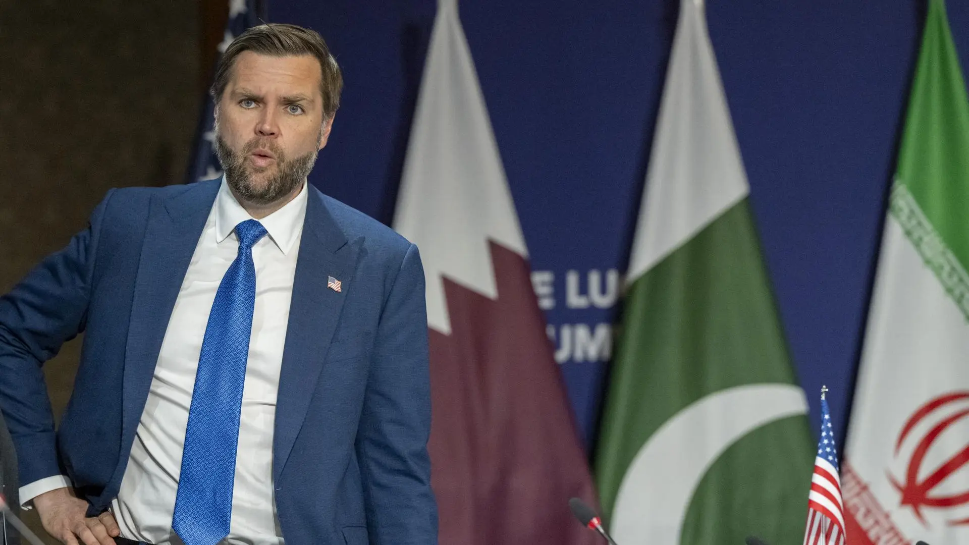 Irán interrumpe las negociaciones con EEUU tras las amenazas de Trump de tomar por la fuerza Ormuz