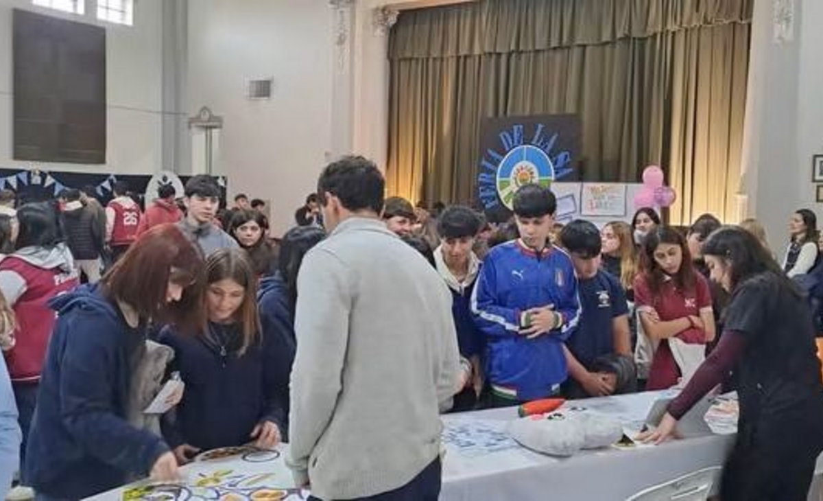 Catriló reunió a estudiantes e instituciones en la Feria de la Salud Integral